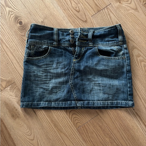 Smart Set Blue Denim Mini Skirt - Picture 1 of 4